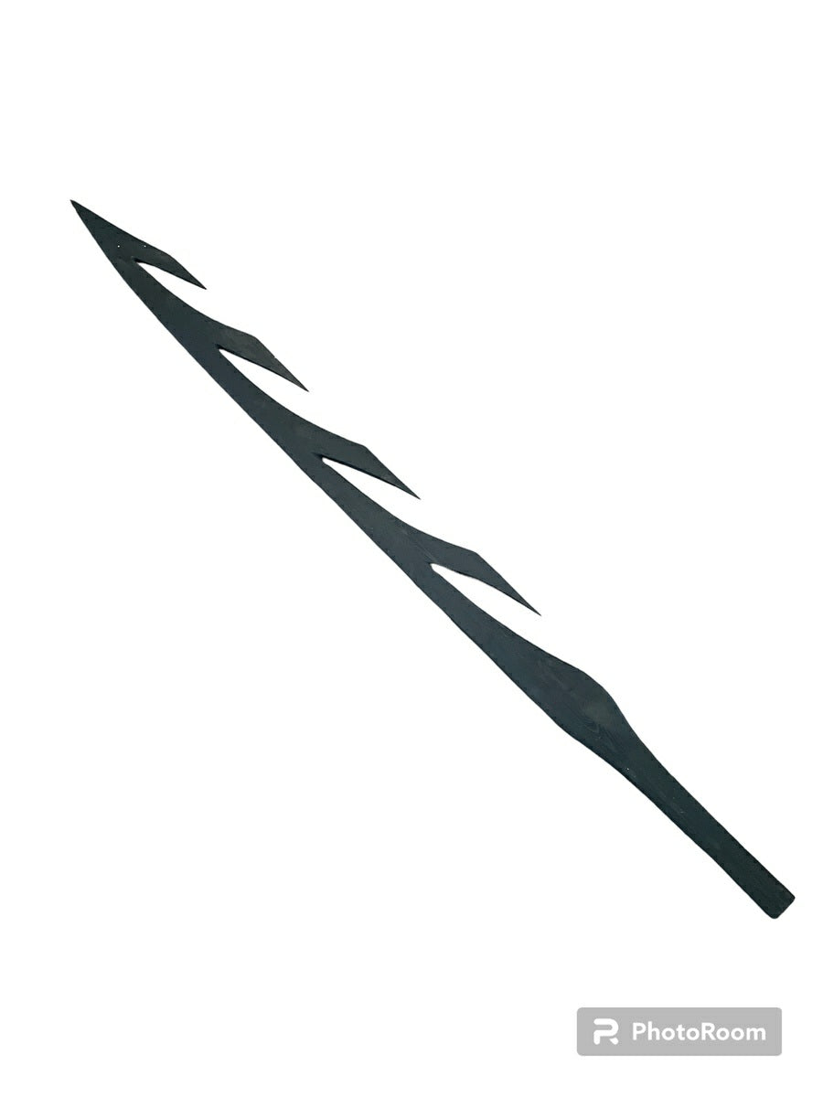 37. Large Spearhead